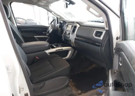 2016 Nissan Titan Xd Platinum Reserve Diesel/Pro-4X Diesel/S Diesel/Sl Diesel/Sv Diesel z USA, uszkodzony, nr VIN 1N6BA1F46GN502172